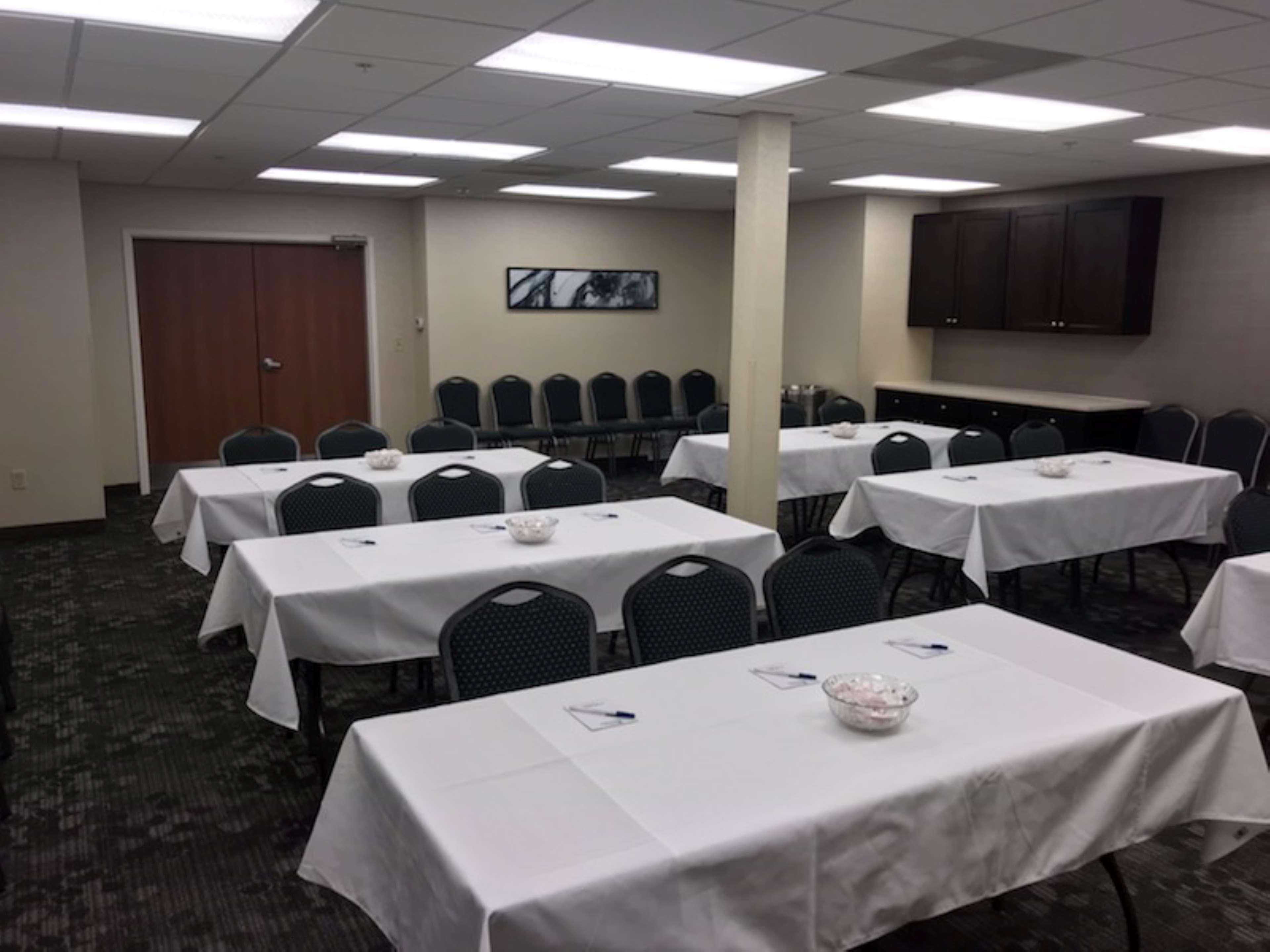 Best Western Dothan Inn & Suites Exteriör bild