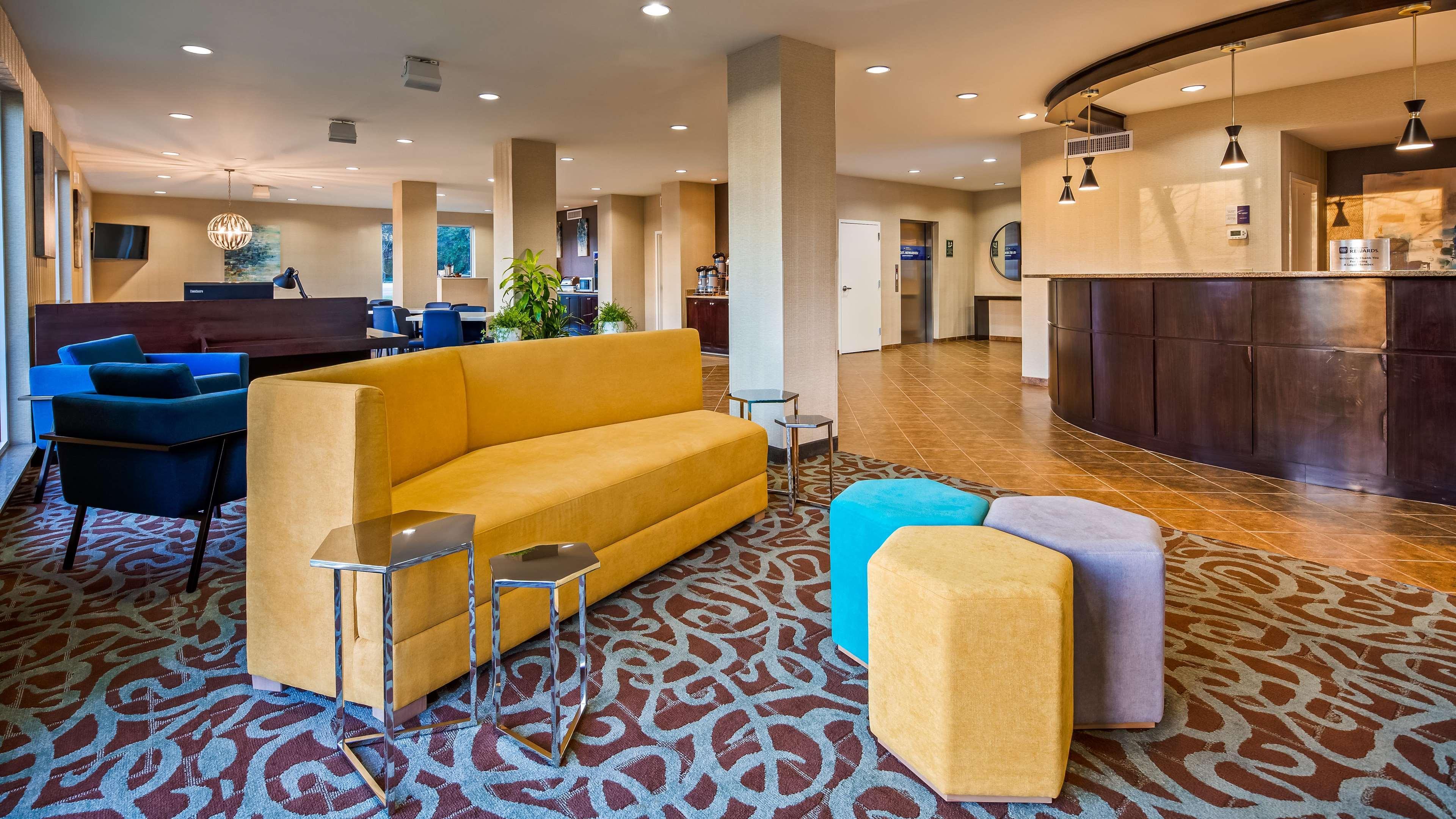 Best Western Dothan Inn & Suites Exteriör bild