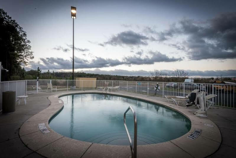 Best Western Dothan Inn & Suites Exteriör bild