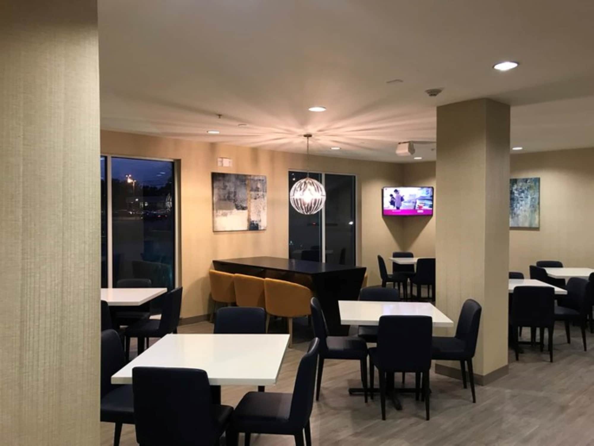 Best Western Dothan Inn & Suites Exteriör bild